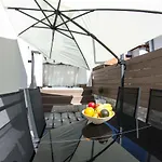 L With Private Jacuzzi 4* Rovinj
