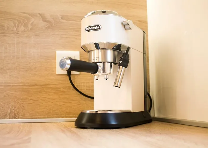 L Gostinjska kuća 4*