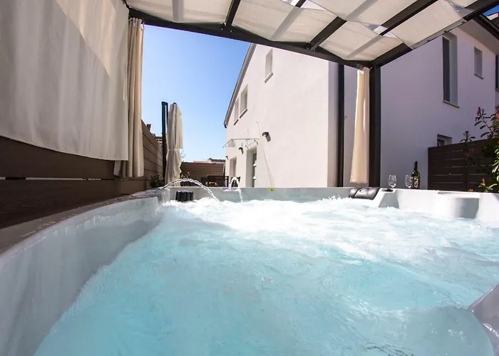 Gæstehus L With Private Jacuzzi 4*